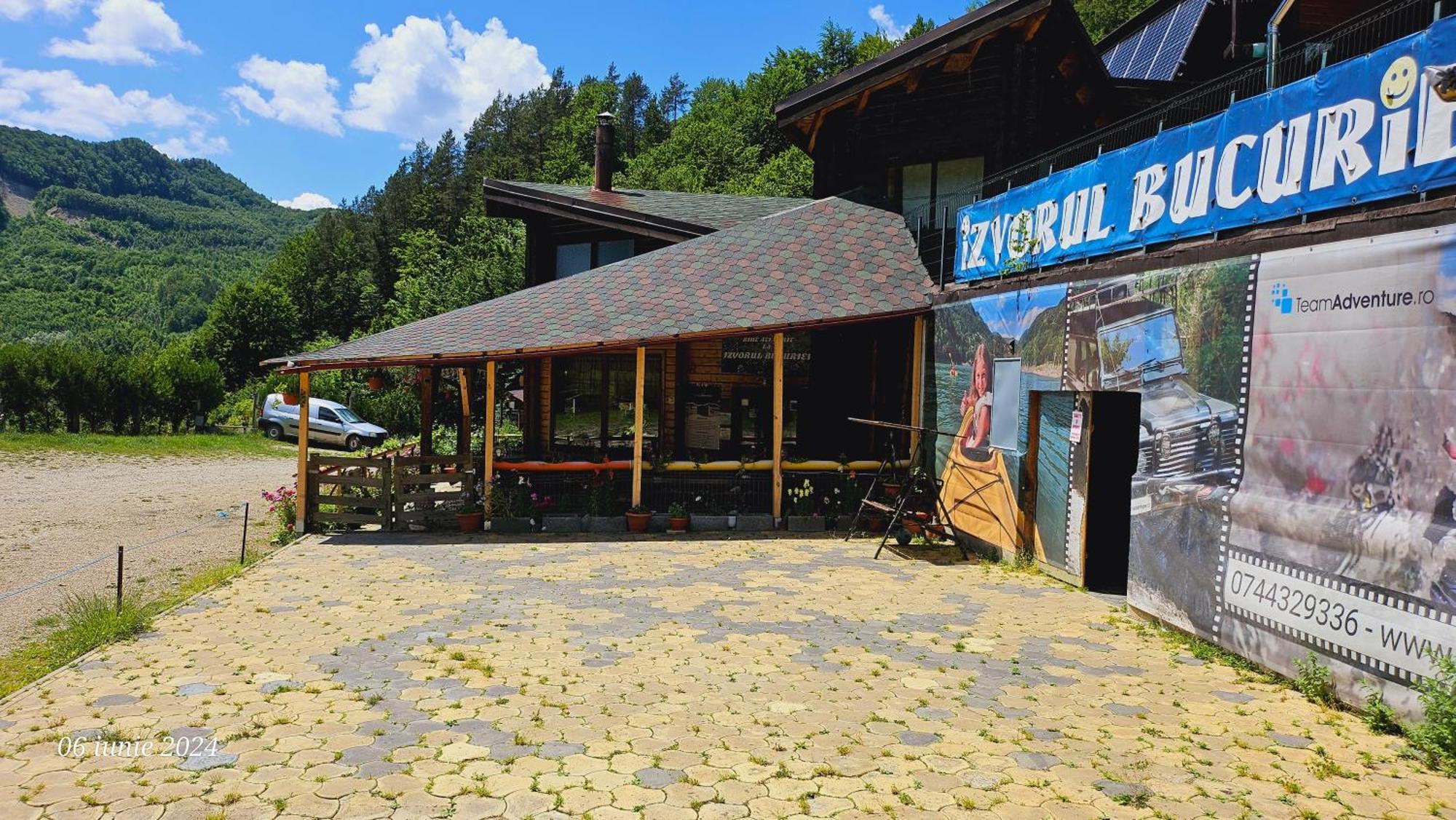 Pensiunea Izvorul Bucuriei Siriu Exterior photo